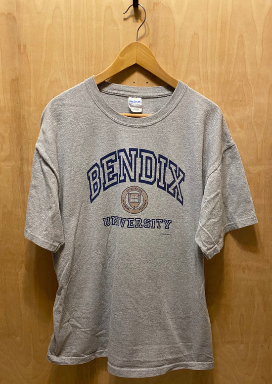 Camiseta de ex alumnos de la Universidad de Bendix 2002 (XL)