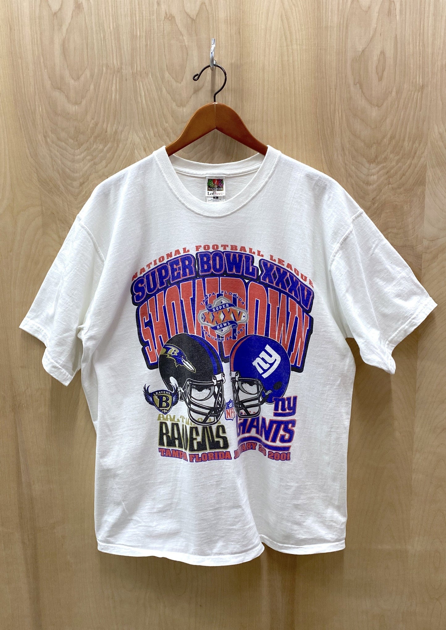 Load image into Gallery viewer, 2001 Superbowl Showdown Giants/Ravens T-Shirt (4811525816400)
