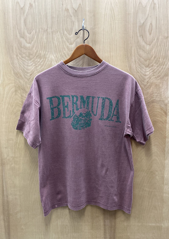Cargar imagen en el visor de la galería, Bermuda T-Shirt (4811526209616)

