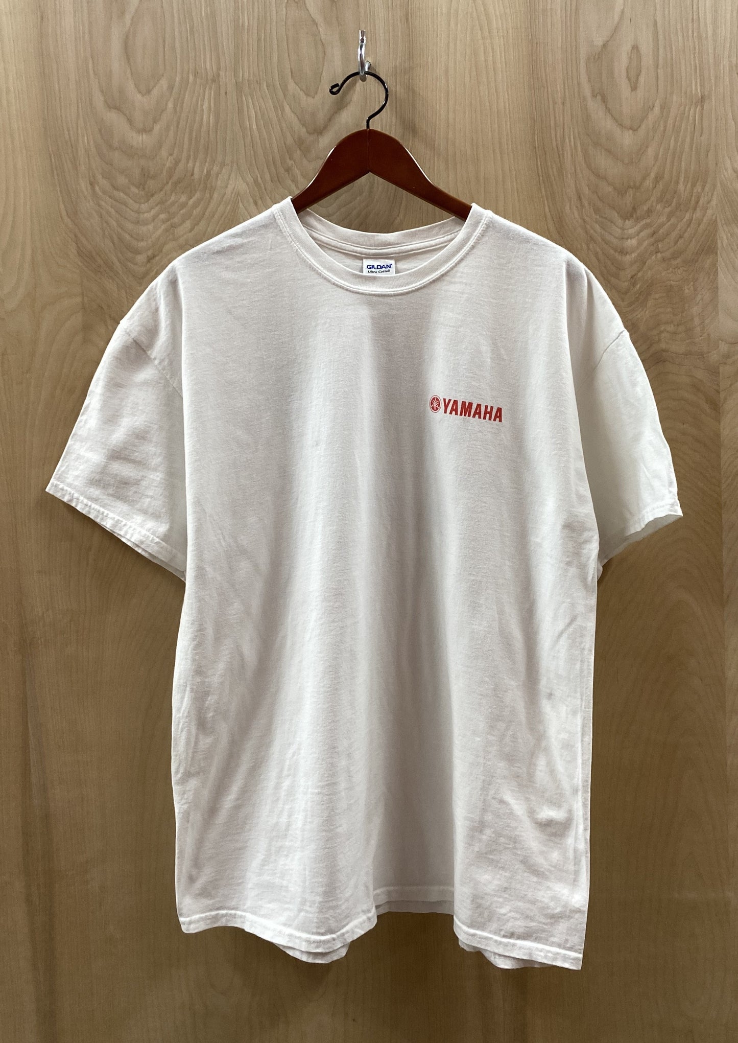 Load image into Gallery viewer, Yamaha Motorboat T-Shirt (4877684572240)
