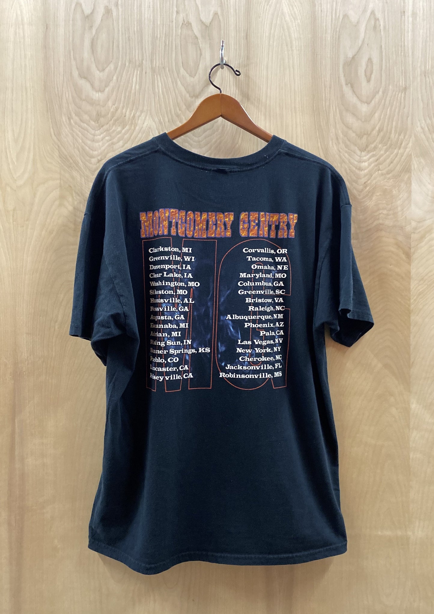 Montgomery Gentry tour T-Shirt (4811528175696)