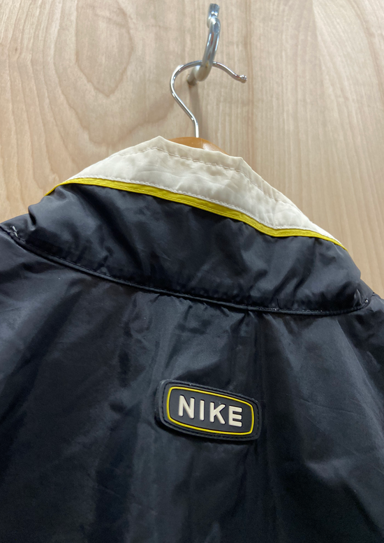 Load image into Gallery viewer, Vintage Nike Track Jacket (M)
