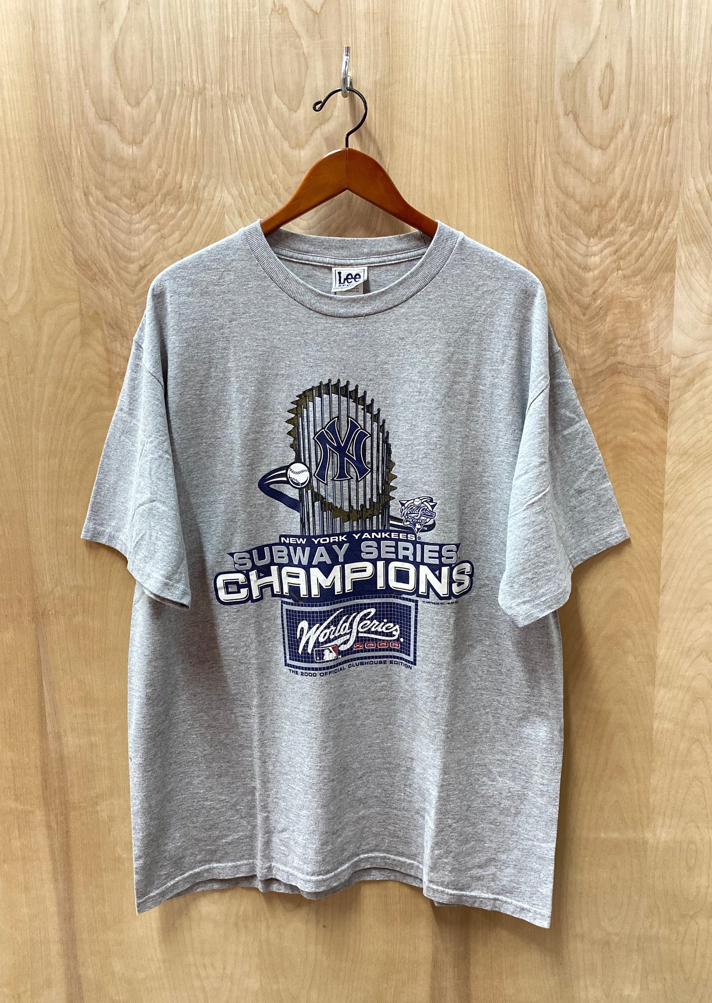 Load image into Gallery viewer, 2000 Yankee Subway Series T-Shirt (4811525783632)
