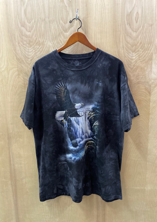 Load image into Gallery viewer, The Mountain Eagle T-Shirt (4811529683024)
