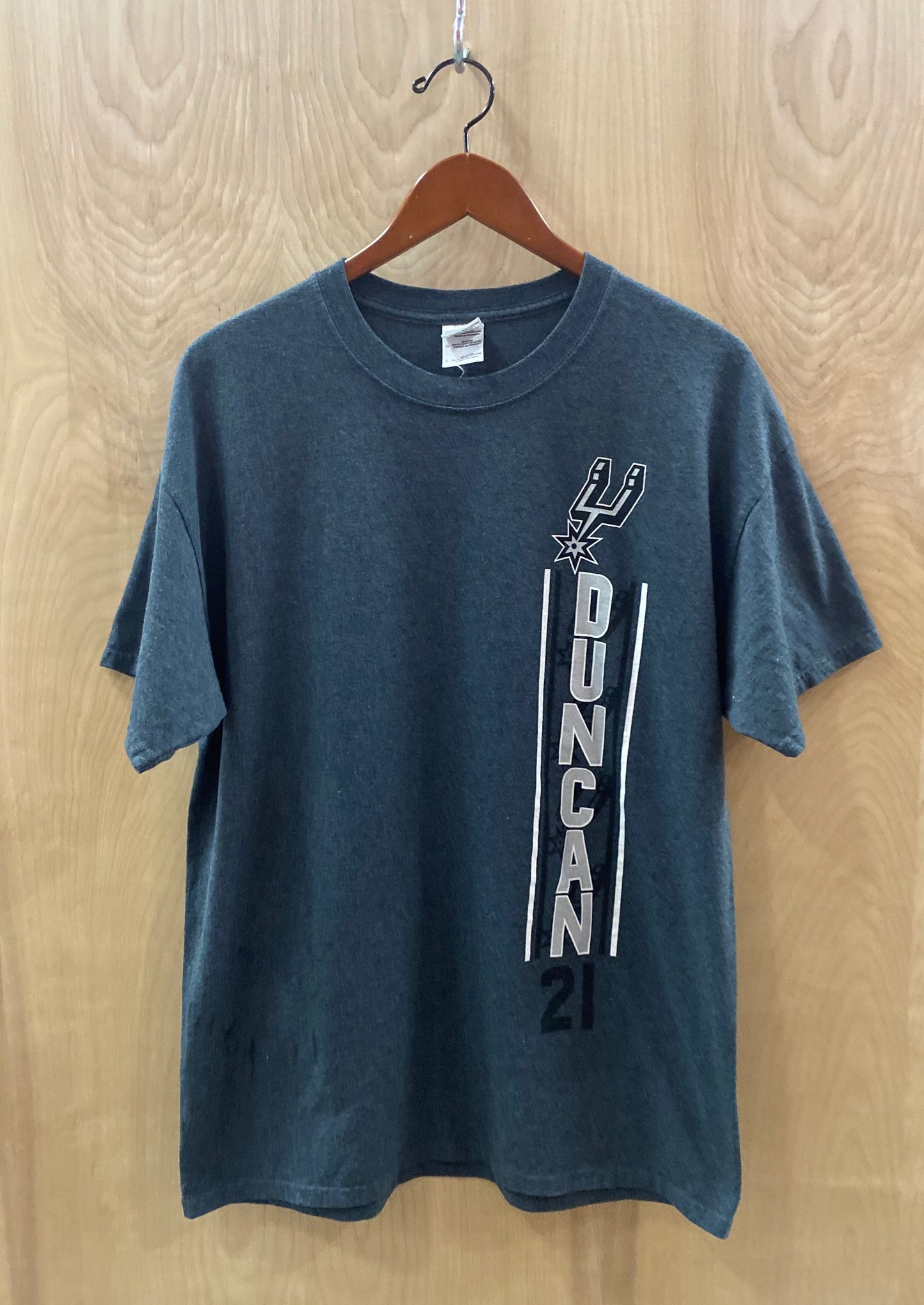 Vintage NBA Spurs "Tim Duncan" T-Shirt (6556824928336)