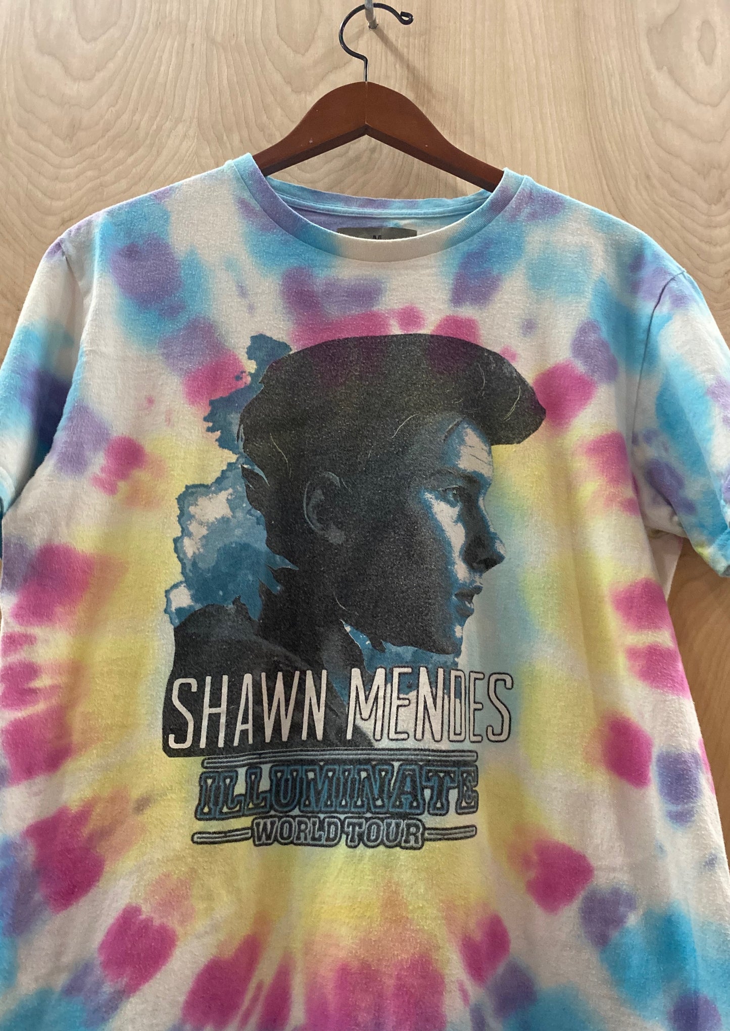 Shawn Mendez illuminate World Tour Tshirt (6556710305872)