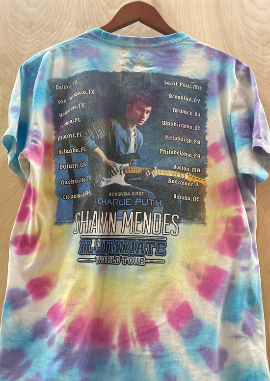 Shawn Mendez illuminate World Tour Tshirt (6556710305872)