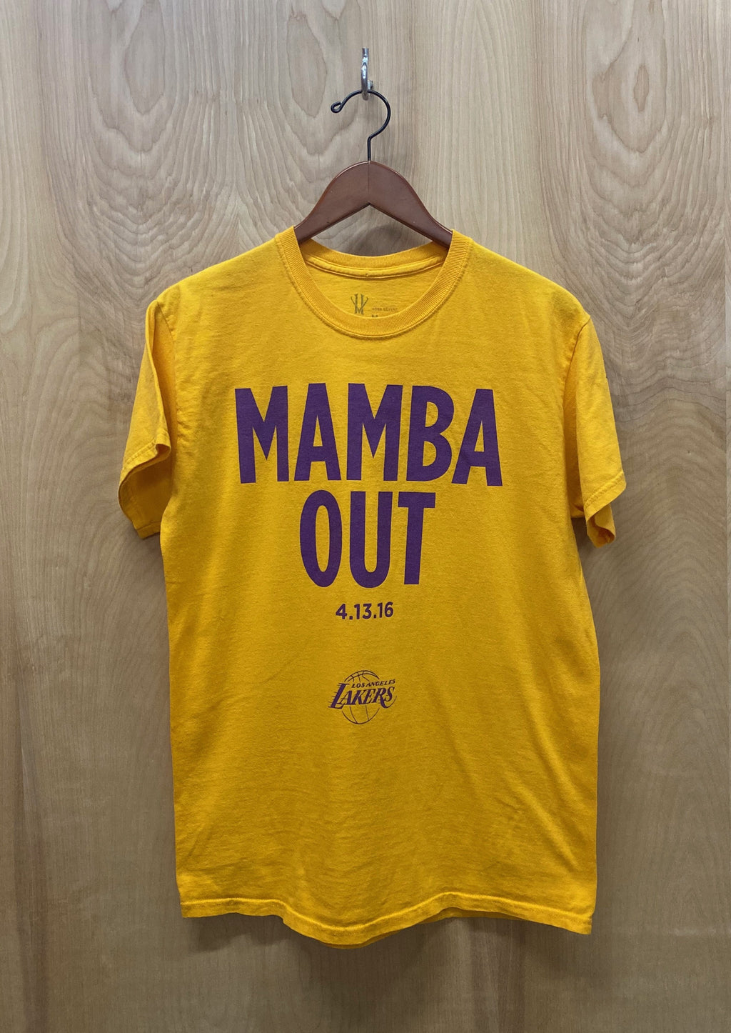 Kobe Bryant La Lakers MAMBA OUT T Shirt M Pike Hill Vintage