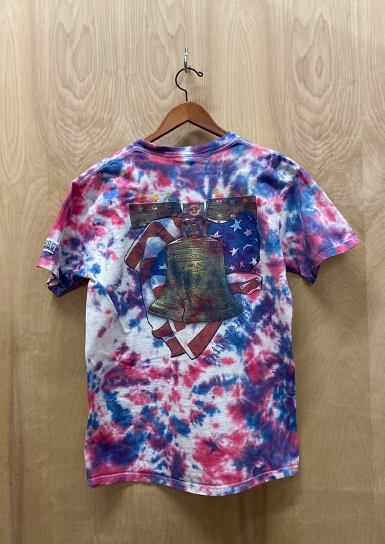 Load image into Gallery viewer, HardRock Cafe Philadelphia Bell Tye Dye T-Shirt (6556974022736)
